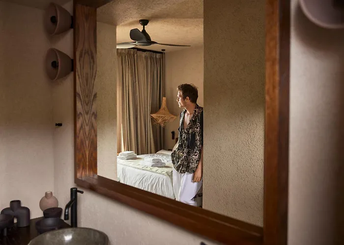 Noma Milos - Delmar Collection Προβατάς