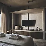 Noma Milos - Delmar Collection Provatas