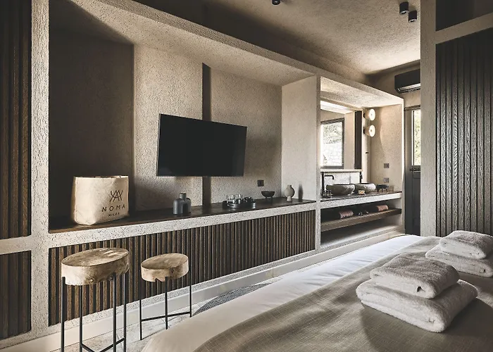 Noma Milos - Delmar Collection 3*